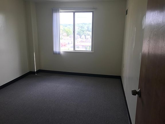 2nd image of 3100 Powell Ave #637