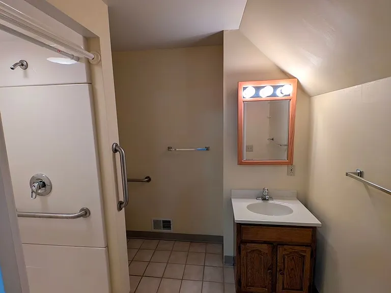 320 E Lincoln Ave — Photo 36