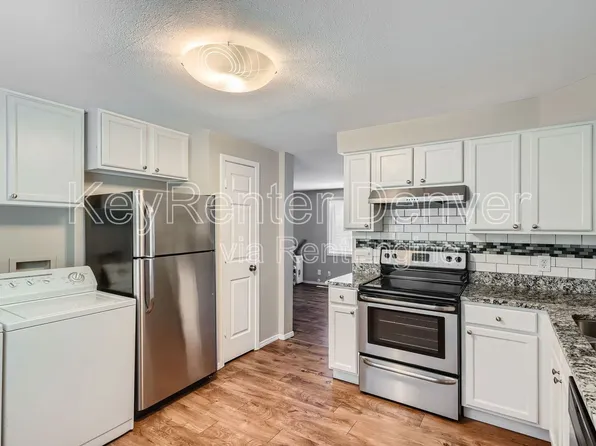 2445 Lawrence St, Denver, CO