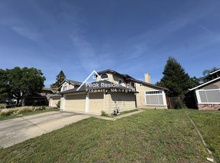 5621 Summit Dr, Rocklin, CA 95765