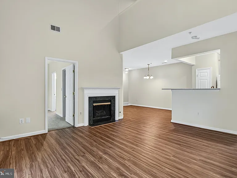 11314 Westbrook Mill Ln #302 — Photo 19