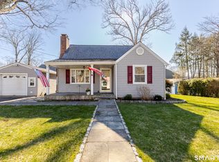 7 Ivy Lane, Danbury, CT 06811