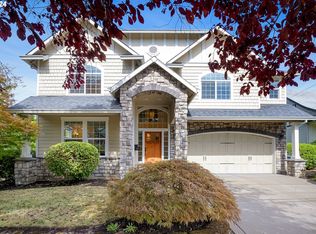 3557 SE Schiller St, Portland, OR 97202