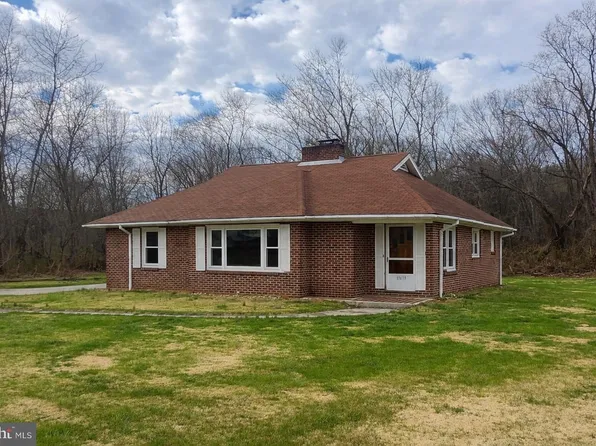 11619 Bierman Dr SE, Cumberland, MD 21502