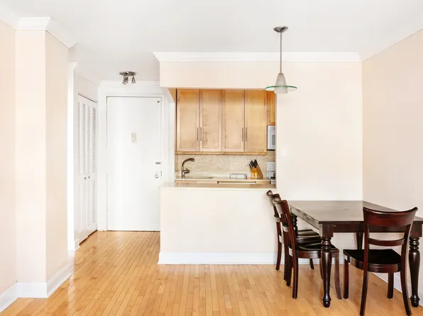 150 E 85th St APT 9G, New York, NY 10028