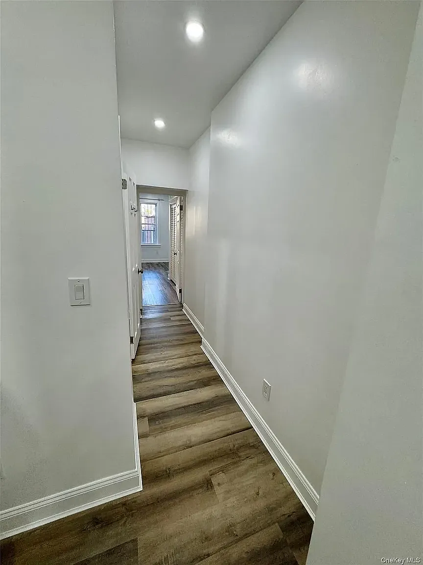 575 Barbey Street — Photo 4