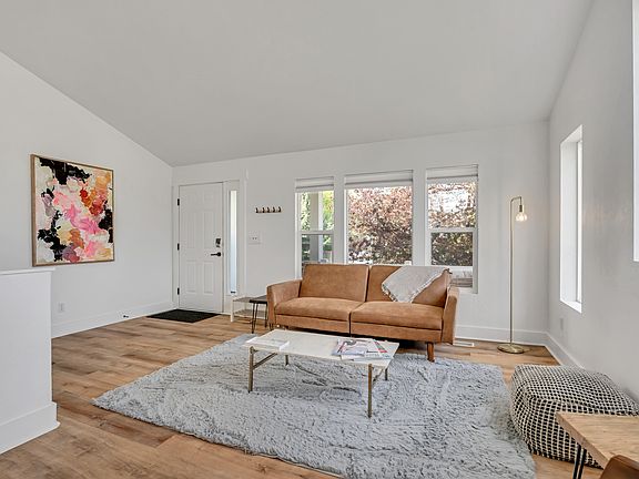 5th image of 2077 S Baxter Dr
