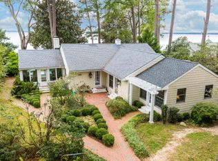 148 Orchard Point Dr, Weems, VA 22576