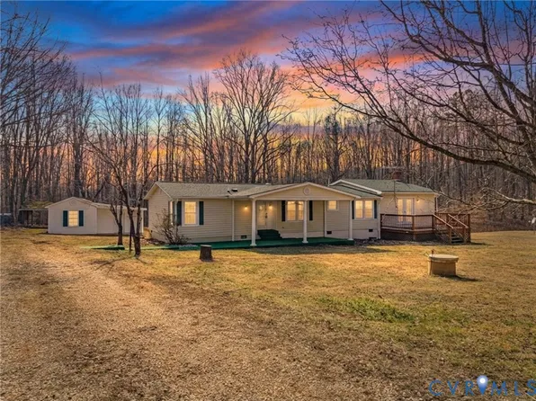 1349 Whispering Rd, Dillwyn, VA 23936