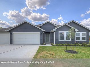 465 Elkins Prairie Dr, Lockhart, TX 78644