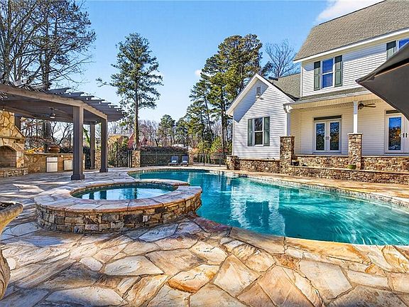 4th image of 3185 Raskarity Rd