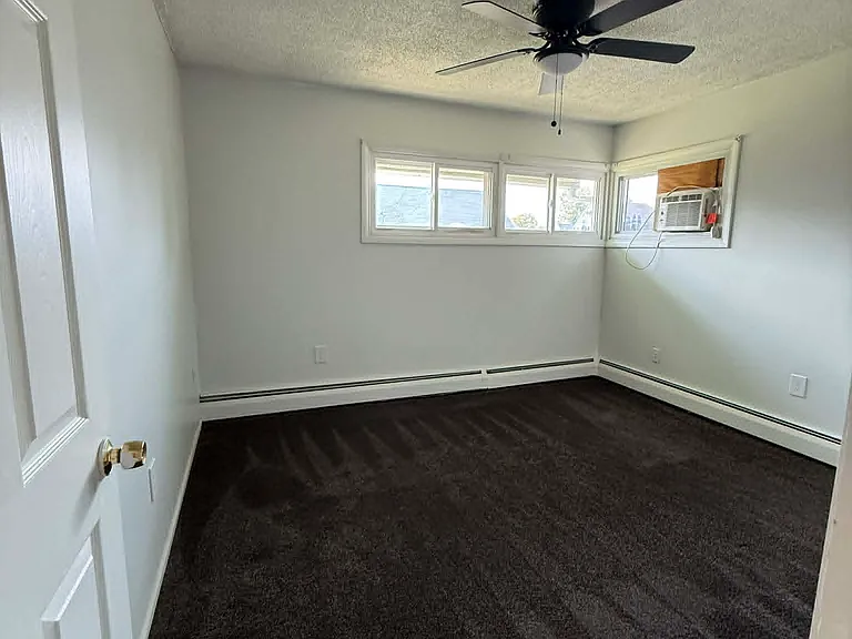5 Nickelhill Ln — Photo 12