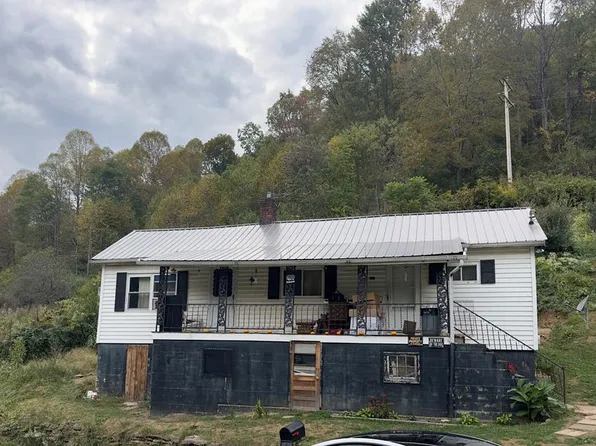 1679 Straight Hollow Rd, Dante, VA 24237