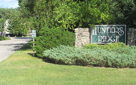 Hunters Ridge Assoc Entry 