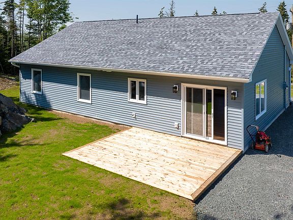 5th image of 10546 Highway 7 E