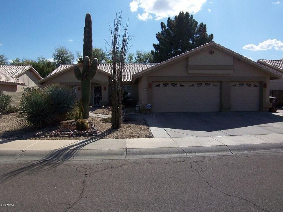 1st image of 8657 W Meadow Dr