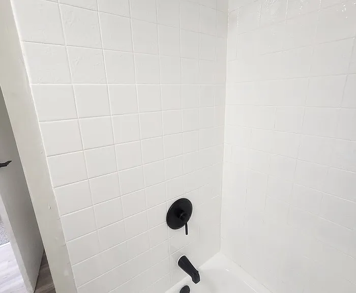 1008 Collier St — Photo 6