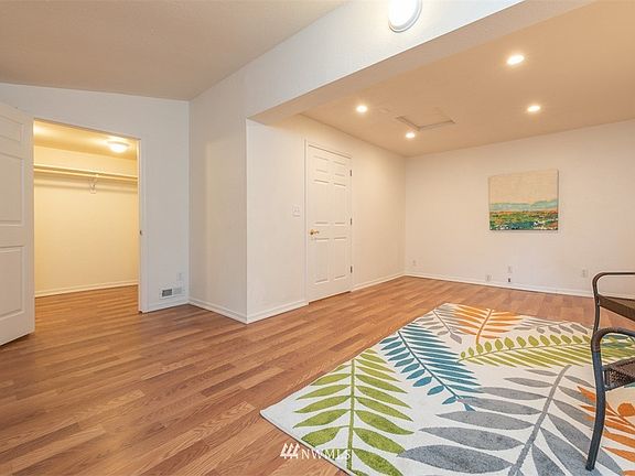 5th image of 37805 49th Ave S