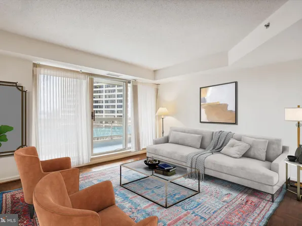 5600 Wisconsin Ave APT 904, Chevy Chase, MD 20815