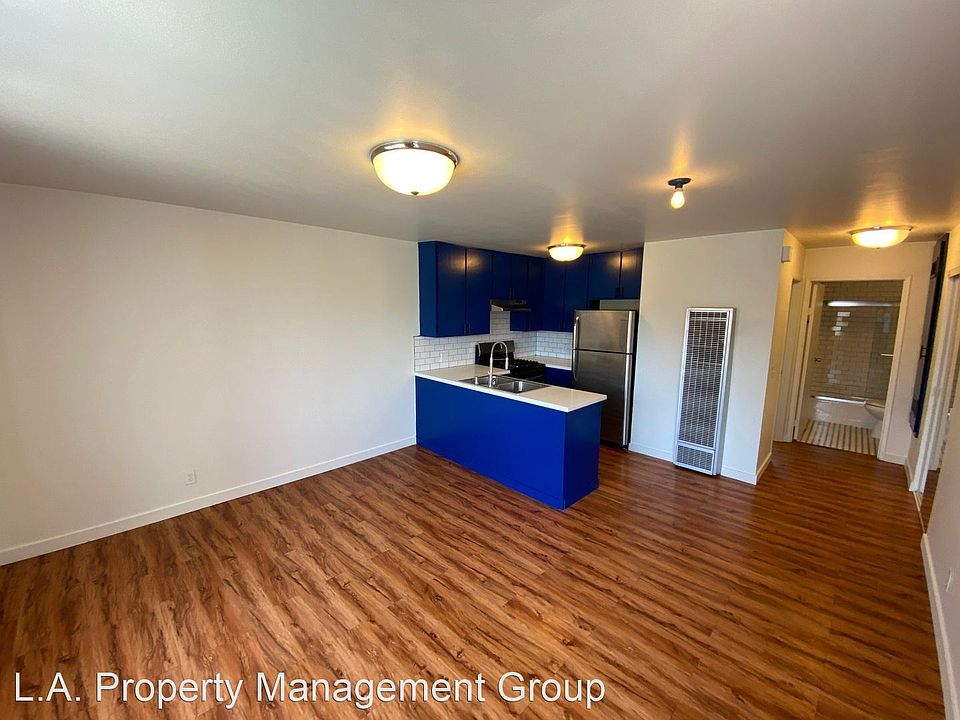 1st image of 4226 Stillwell Ave APT 3