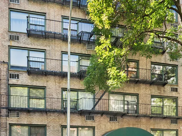 212 East 77th Street image 7 of 7