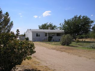 10424 Kittering Rd, Oak Hills, CA 92344