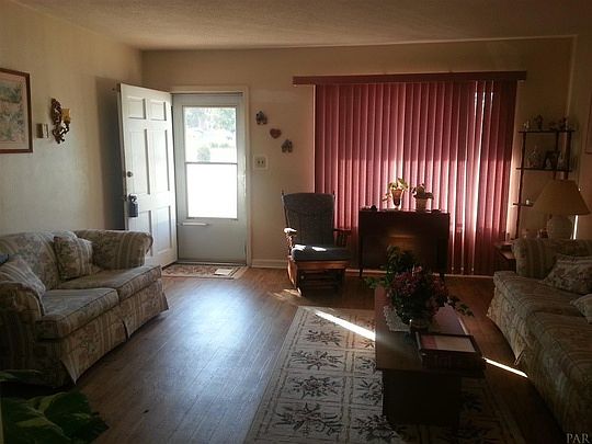 3rd image of 5368 Ticonderoga St