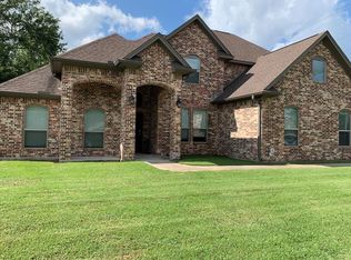 2302 Merriman St, Port Neches, TX 77651