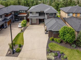 699 Howatt Dr SW, Edmonton, AB T6W3K3
