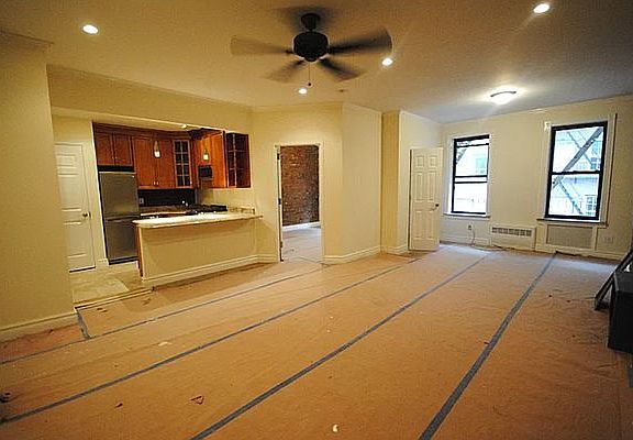 3rd image of 230 E 97th St APT 1B