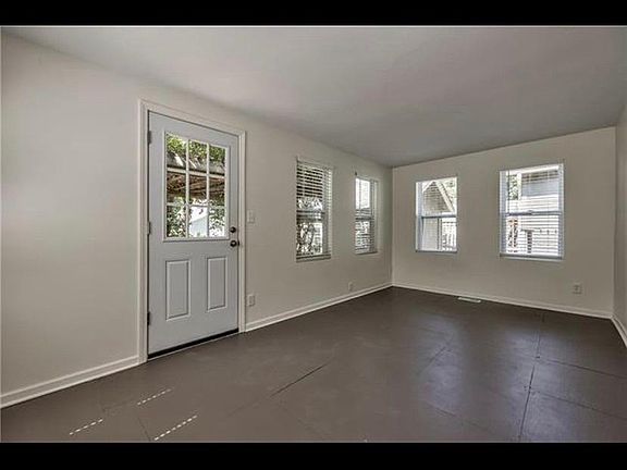 5th image of 7620 Pennsylvania Ave