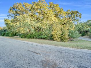 Hidden Oaks Ln, Corsicana, TX 75109