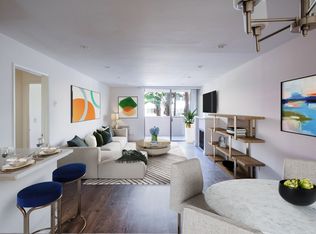 West Knoll Plaza Apartments, West Hollywood, CA 90069