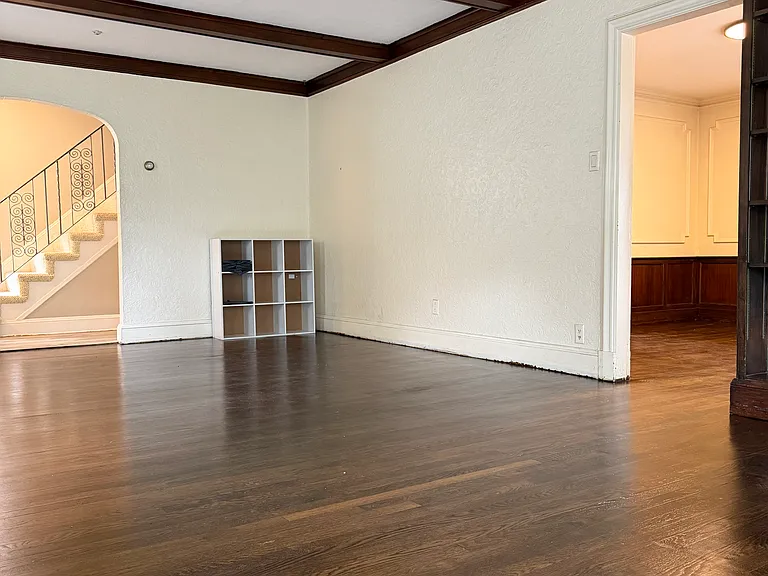 291 Russett Rd — Photo 15
