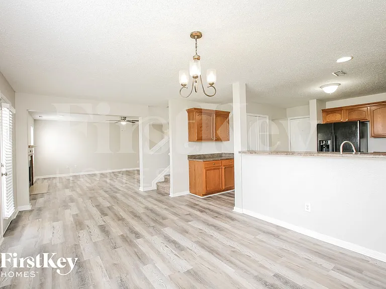 12509 Wolf Run Rd — Photo 5
