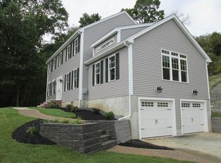 20 Ardmore Dr, Danvers, MA 01923