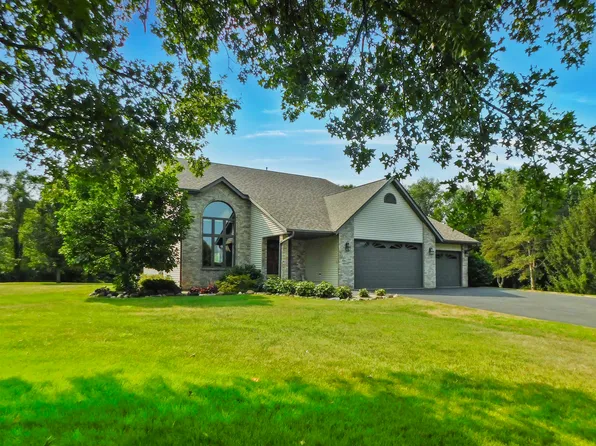 6707 Queenanns Way, South Beloit, IL 61080