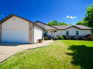 300 Brian Dr, Swansea, IL 62226