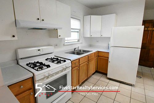 1st image of 3900 W Diversey Ave APT 2R
