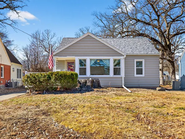 2412 33rd St, Des Moines, IA 50310