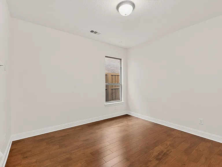 6819 Saint Francis Ct — Photo 19