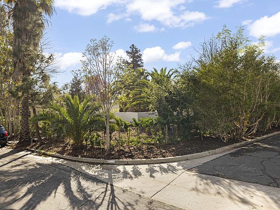 2nd image of 2901 Paseo Tranquillo