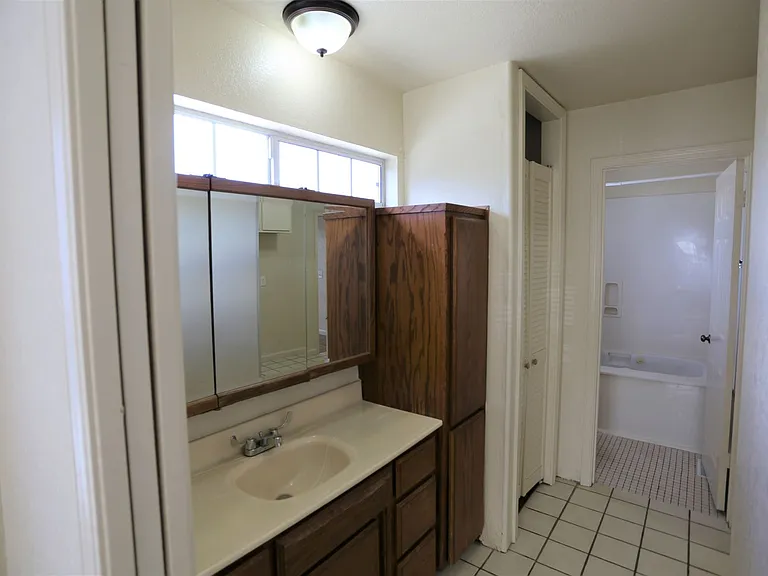 1613 Fig Ave #A — Photo 11