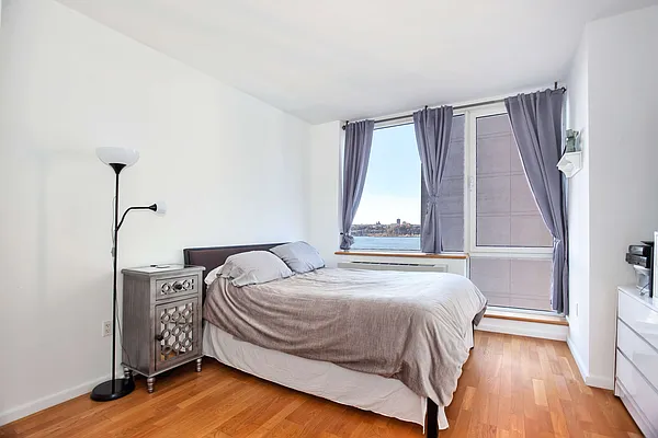 Rented by Compass | media 3