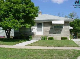 24628 Hayes Ave, Eastpointe, MI 48021