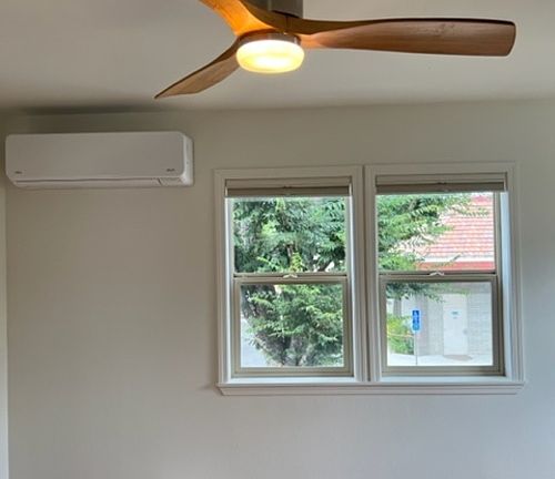 5th image of 379 Jackson St #2