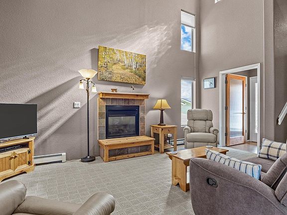 4th image of 2344 1/2 Rattlesnake Ct