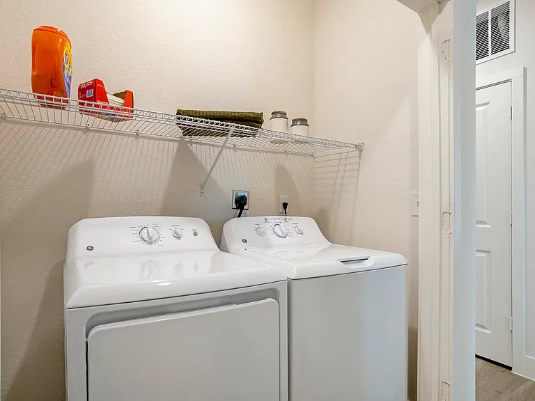 The Mason at Fremaux Park Apartments — Photo 12