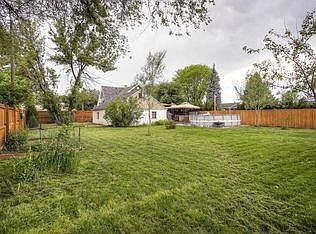 back yard
Pool is not available