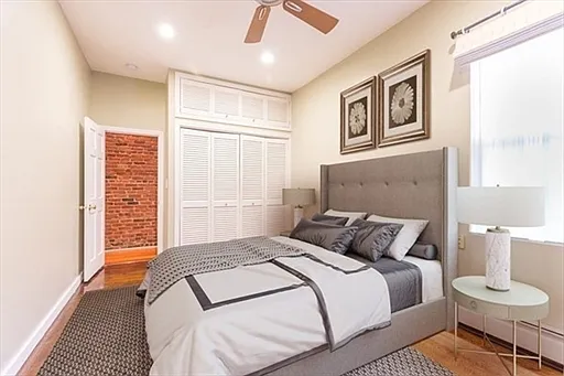 2 bed, 1.0 bath, 1190 sqft, $4,850 — Photo 2